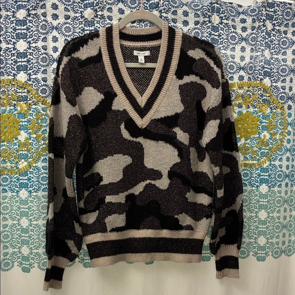 Nine West Black and Cream V-Neck Sweater